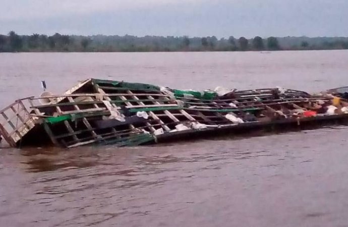 Kinsangani : Près de 10 morts dans un naufrage sur le fleuve Congo