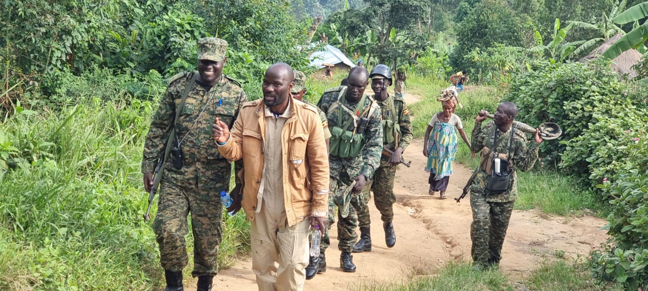 Nord-Kivu: L’apport du Député Saïdi Balikwisha dans la traque des ADF salué par la coordination des opérations conjointes FARDC UPDF.