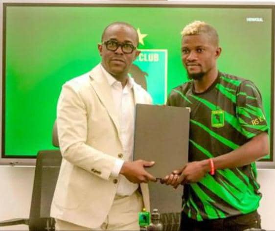 Football : Héritier Luvumbu signe un précontrat avec l’As V. Club de Kinshasa