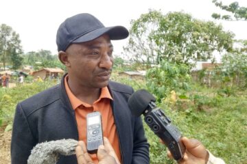 Nord-Kivu : les agriculteurs de Mayangose, accompagnés par le député Élie Mbafumoja dans la recherche de la paix et le respect des  limites provisoires du PNVI