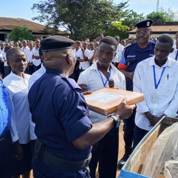 Masisi : lancement sans incident des épreuves de dissertation de l’Examen d’État à Kitshanga